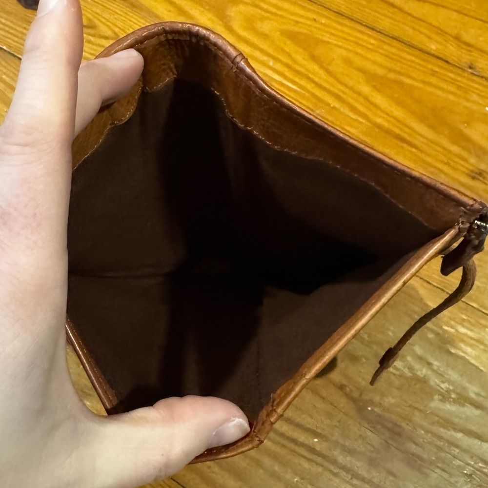 Artisan Woven Leather Wallet - Picture 5 of 7